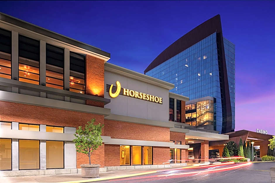 HoteLumière at the Arch Hotel & Casino - A Caesars Rewards Destination