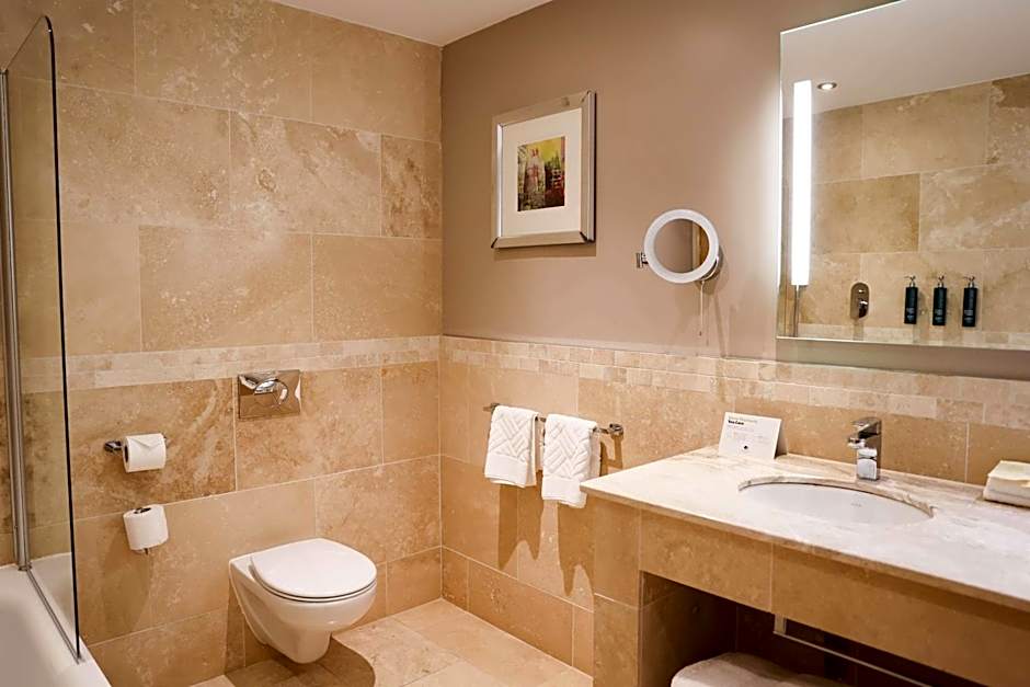 DoubleTree By Hilton Milton Keynes