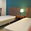 The LANAI HOSTEL