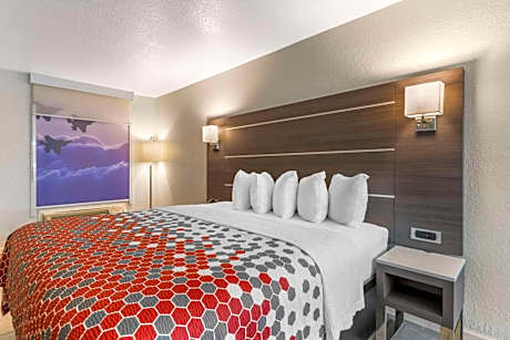 King Room - Non-Smoking