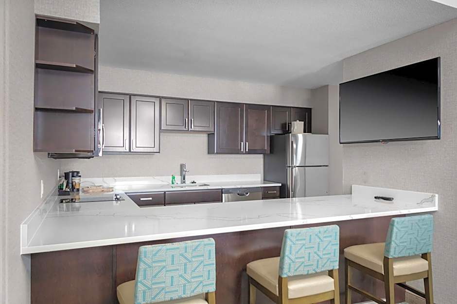 Homewood Suites By Hilton Phoenix Airport South