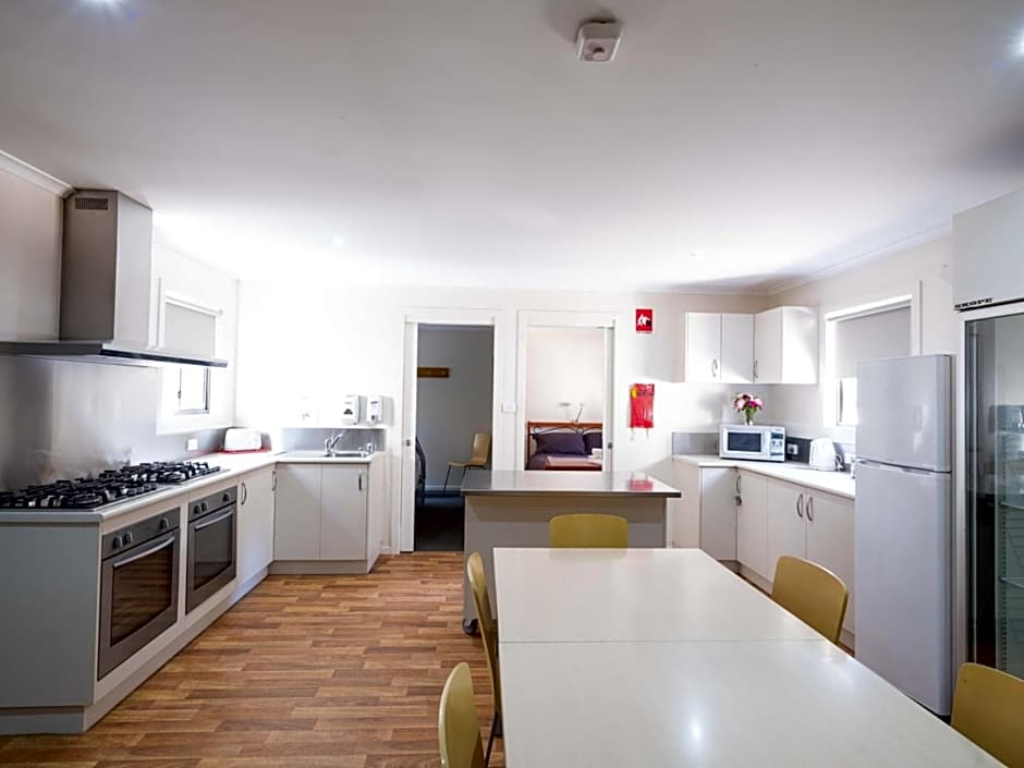 Tahune AirWalk Cabin and Lodge