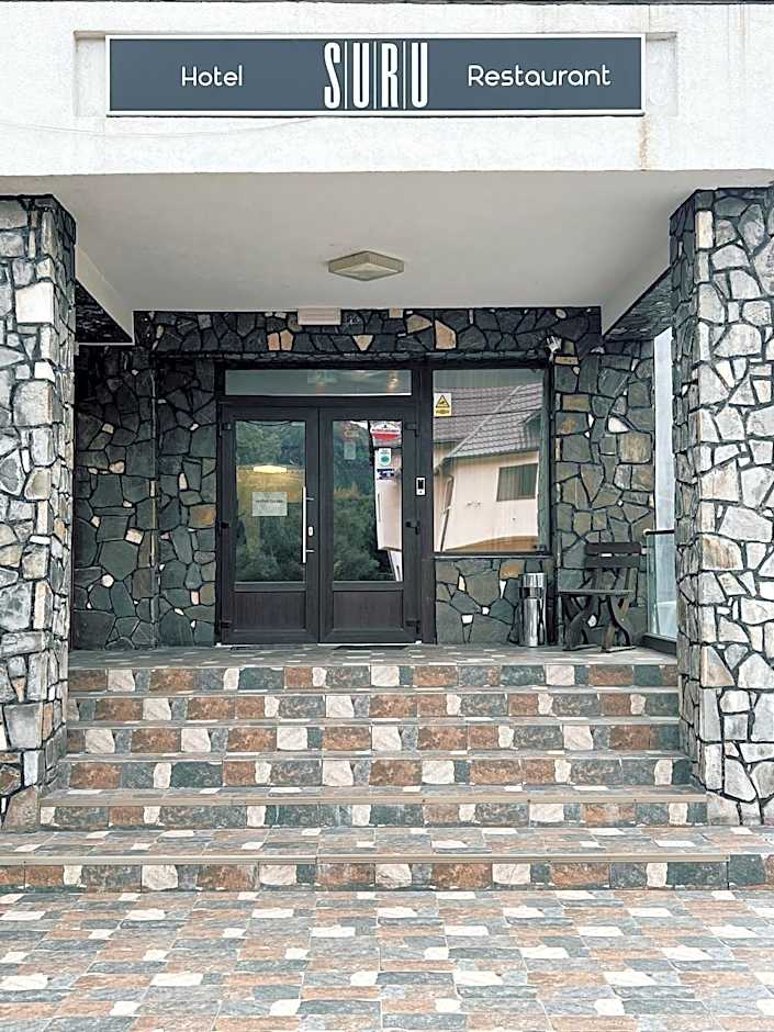 Suru Hotel & Restaurant