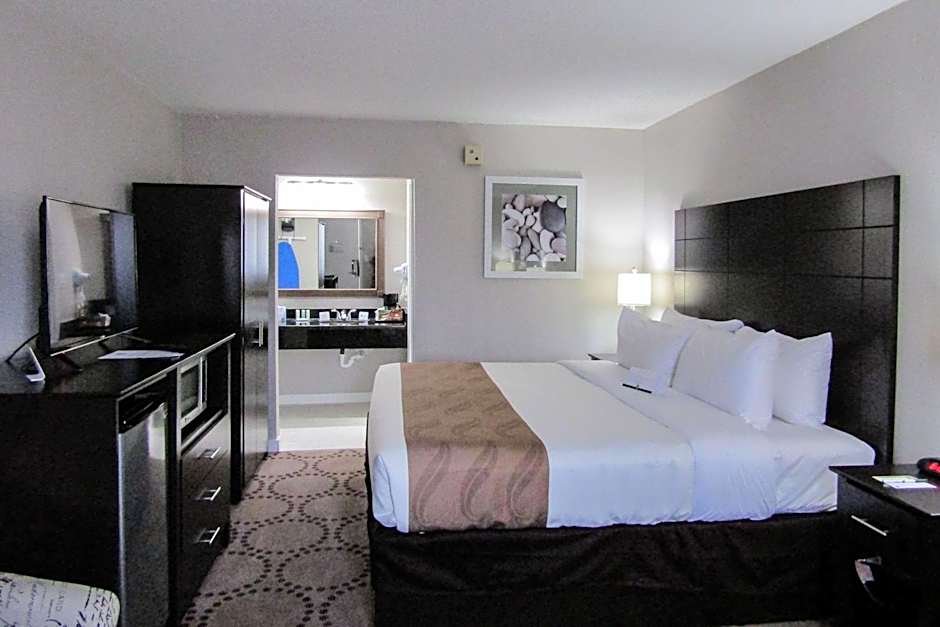 Quality Inn & Suites Kissimmee by The Lake