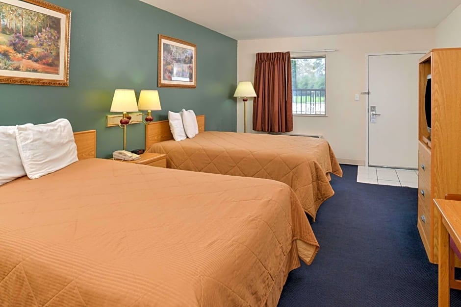 Americas Best Value Inn Kinder