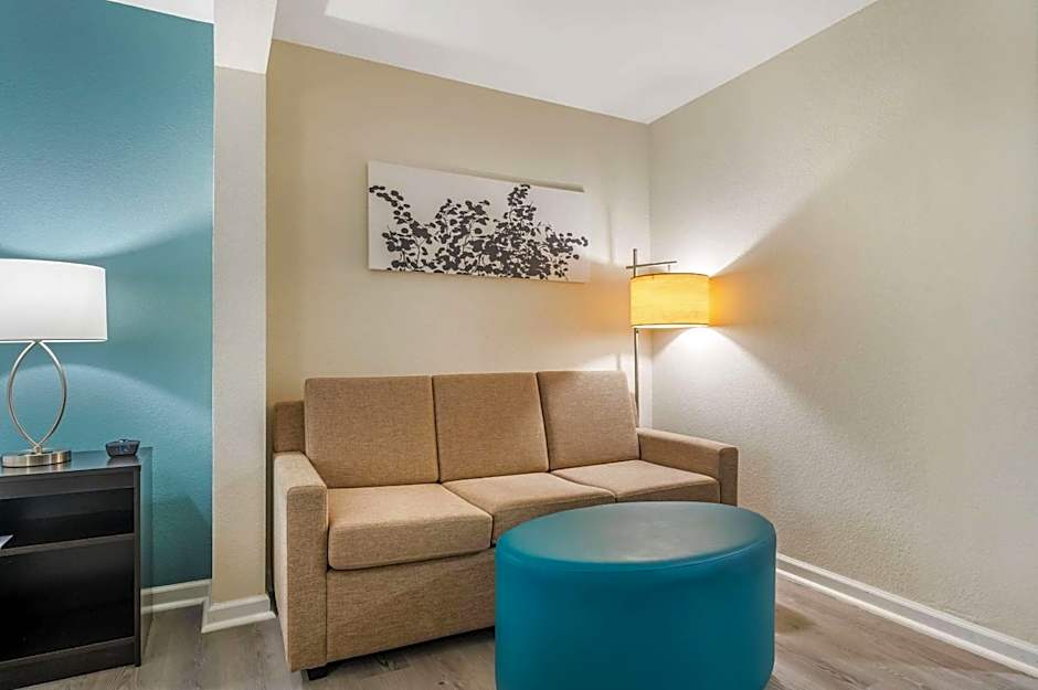 Sleep Inn & Suites Newport News City Center Area