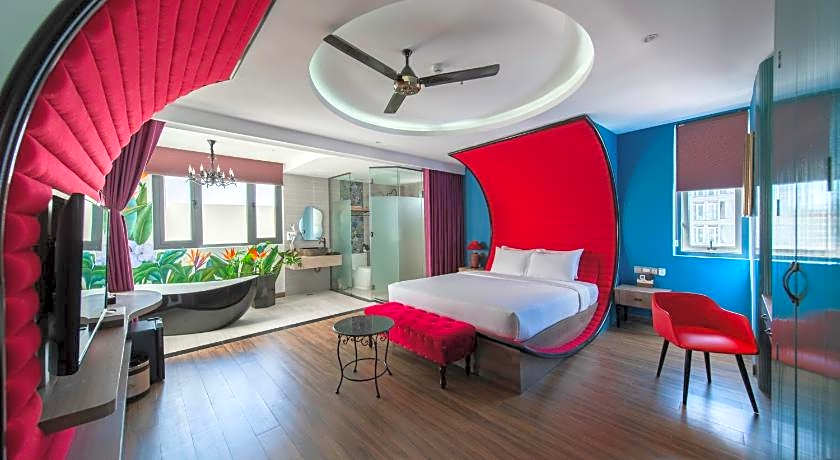 Aaron Boutique Hotel