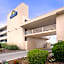 Mariner Inn And Suites