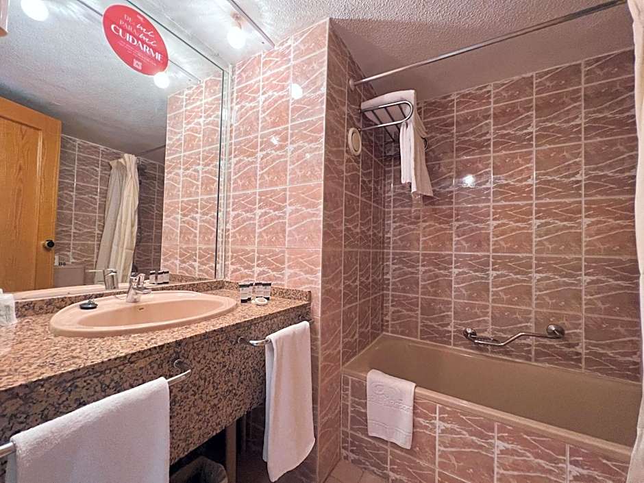 AR Roca Esmeralda & Spa Hotel