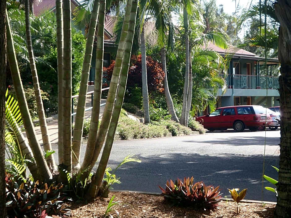 McNevins Logan Park Motel