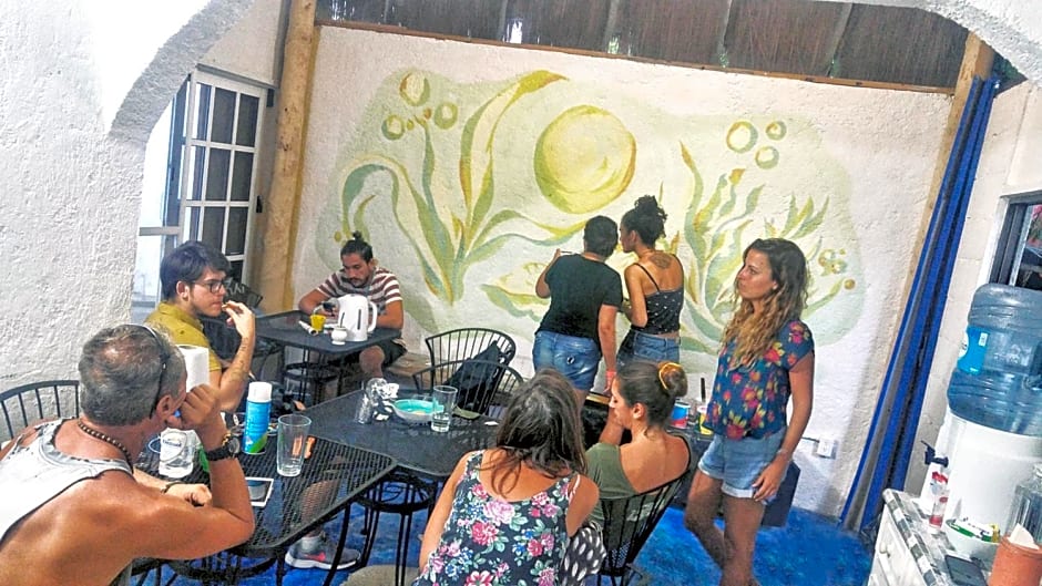 Itzé Hostel