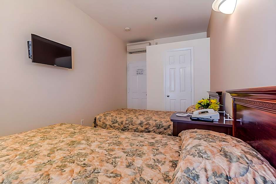 Americana Inn