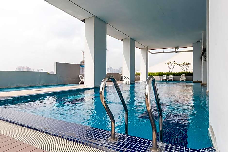 Boulevard Service Apartment KL by Airhost