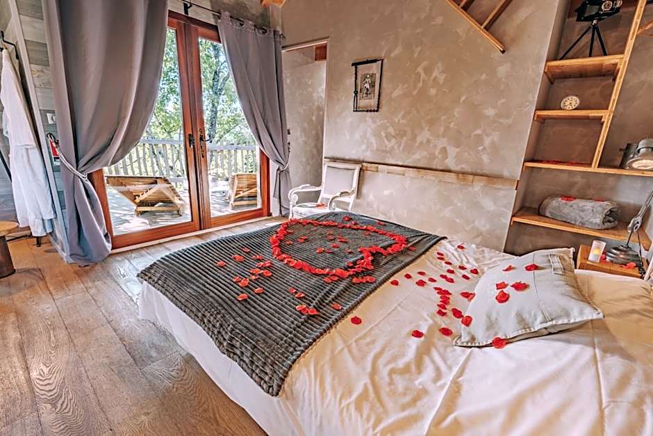 cabanes perchees dans les arbres