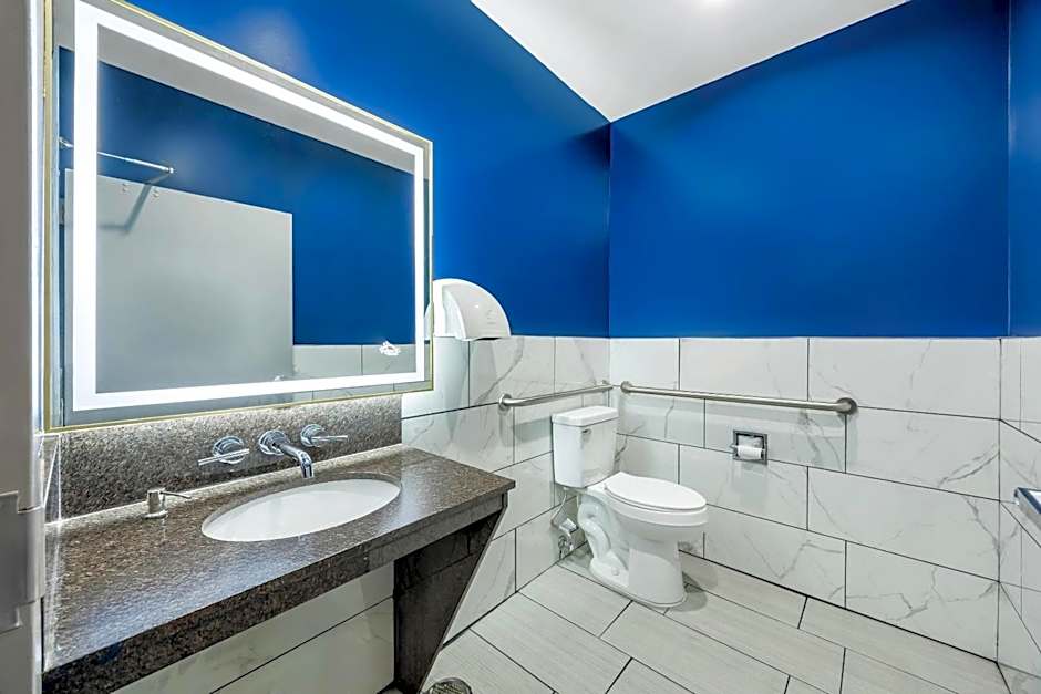 Comfort Suites Perrysburg - Toledo South
