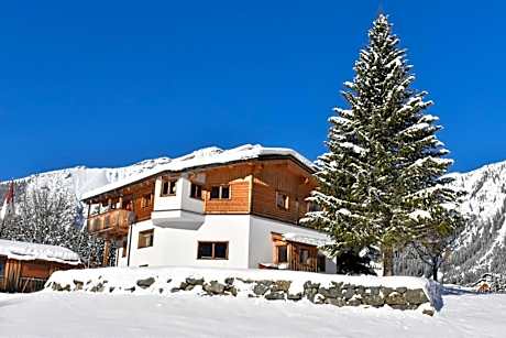 Aparthotels Berwang / Haus Wiesengrund