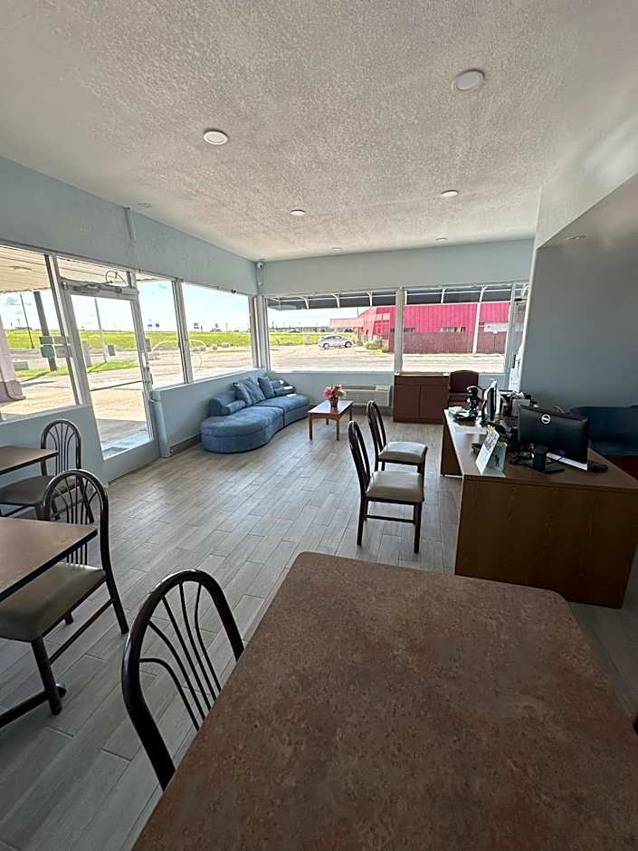 Days Inn by Wyndham Salina South