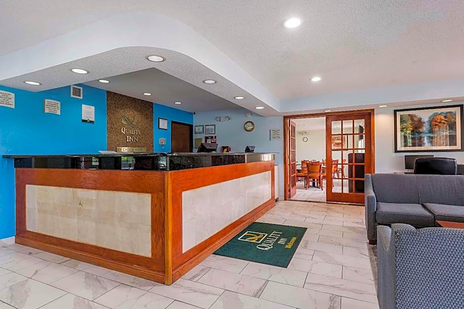 Quality Inn Sycamore