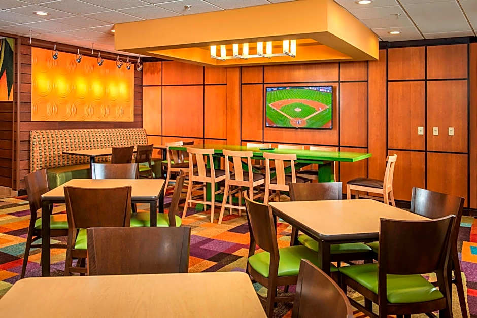 Fairfield Inn & Suites by Marriott Frederick