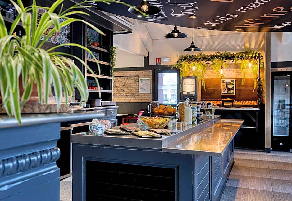 B&B HOTEL Bordeaux Mérignac Cadera Aéroport