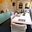 Parklane Motel