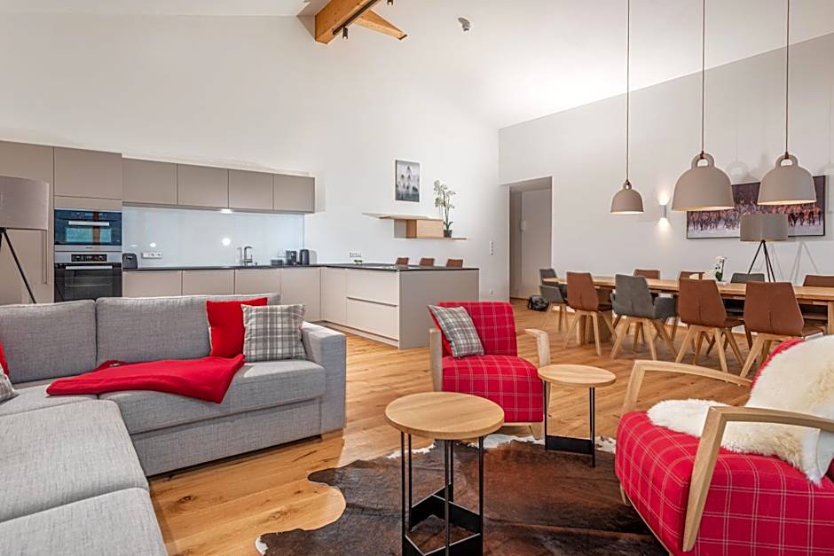 Skylodge Alpine Homes