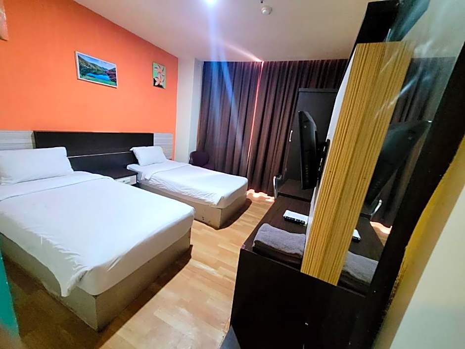 Lynt Hotel Makassar