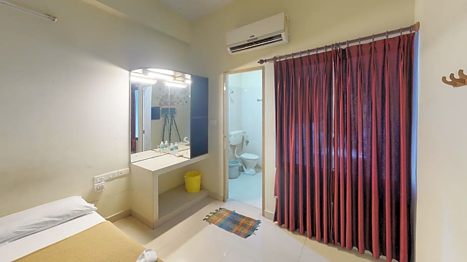 Cathay Hotel