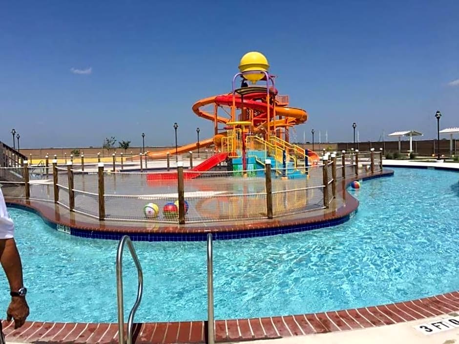 Holiday Inn Express Hotel and Suites Alice By IHG