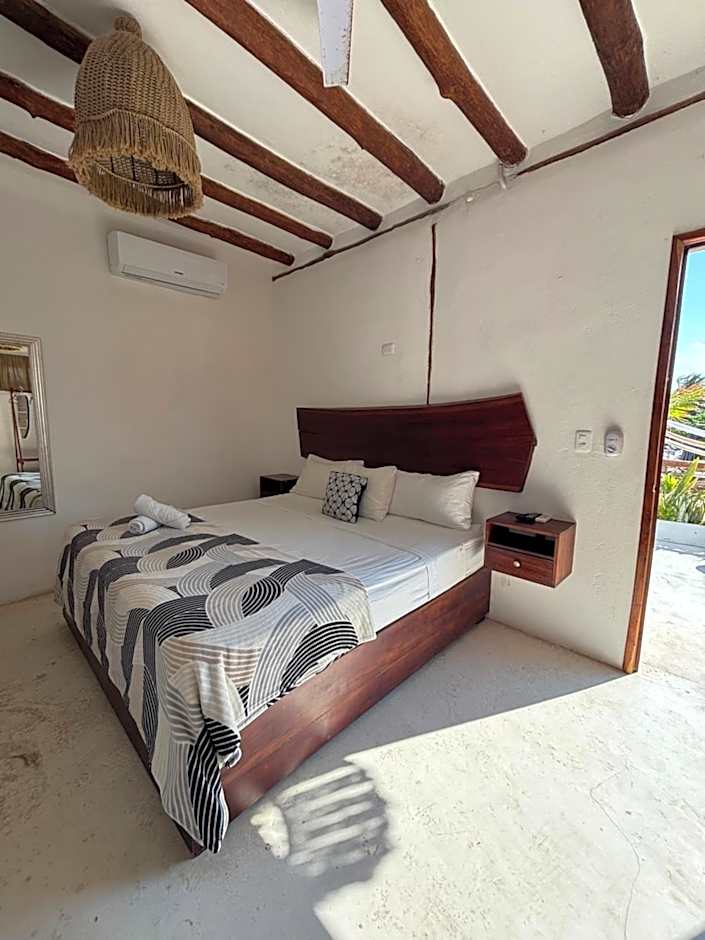 HOTEL MITTOZ HOLBOX