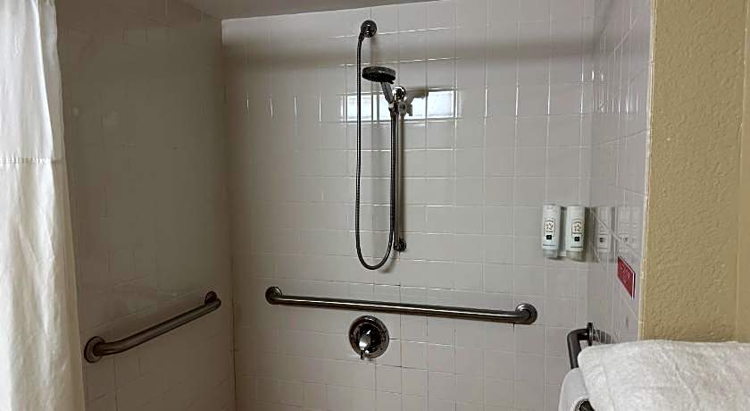 Quality Inn & Suites Franklin