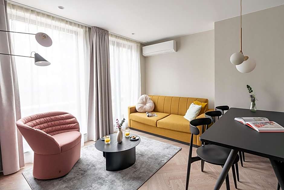 YAYS Antwerp Opera by Numa