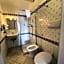 Petite Maison - Petits Appartements