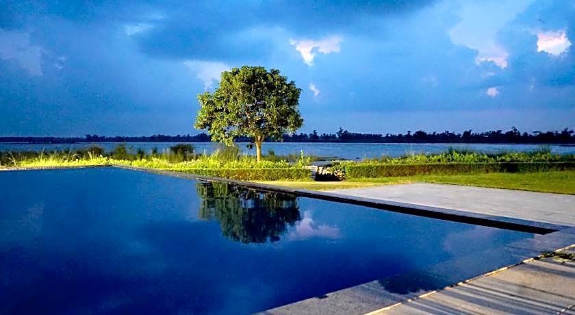 Amatra by the Ganges