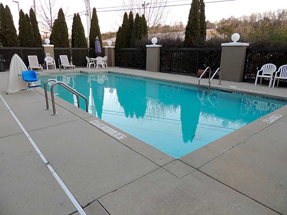 Holiday Inn Express Trussville By IHG