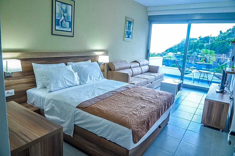 Hotel Mediterraneo Liman FREE PRIVATE BEACH FOR HOTEL GUEST