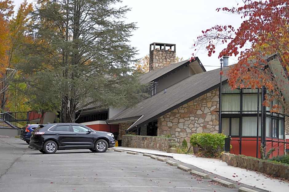 Fabulous Chalet Inn