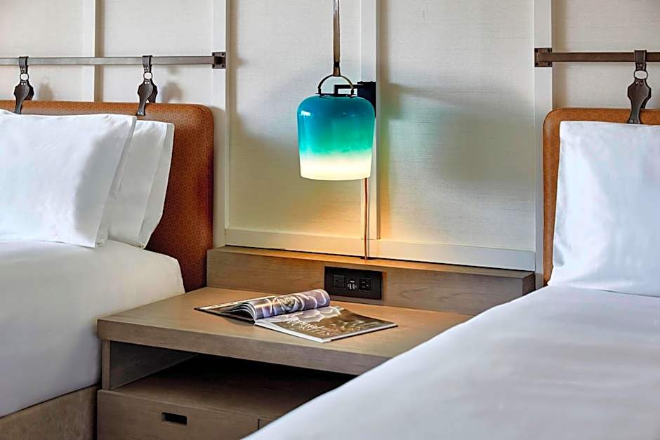 Westdrift Manhattan Beach, Autograph Collection by Marriott