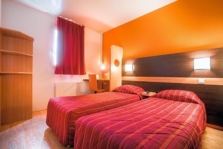 Photo 1 of 13 of 2 Twin Beds