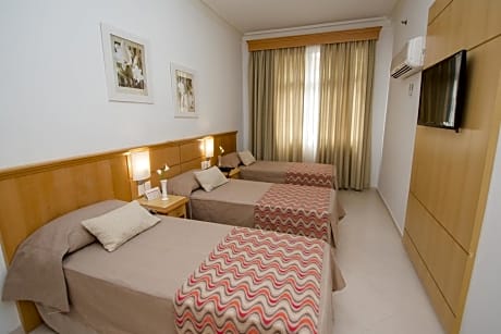 Standard Triple Room with Single Beds