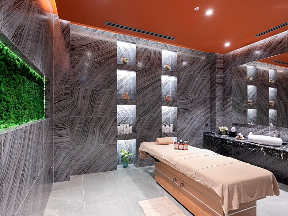 Intercontinental Baku Hotel By IHG