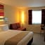 Holiday Inn Express Cardiff Airport