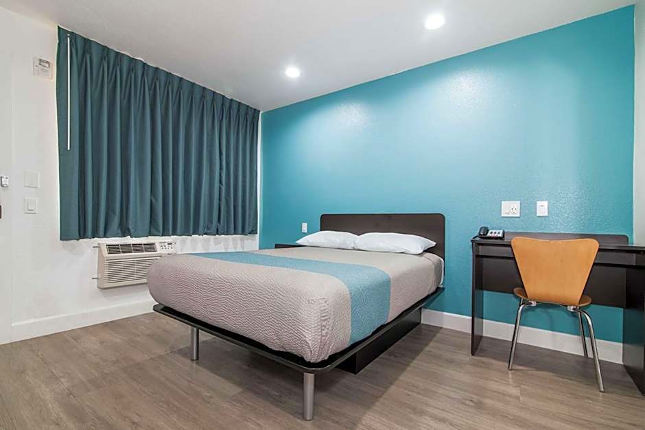 Motel 6-Moreno Valley, CA - Perris
