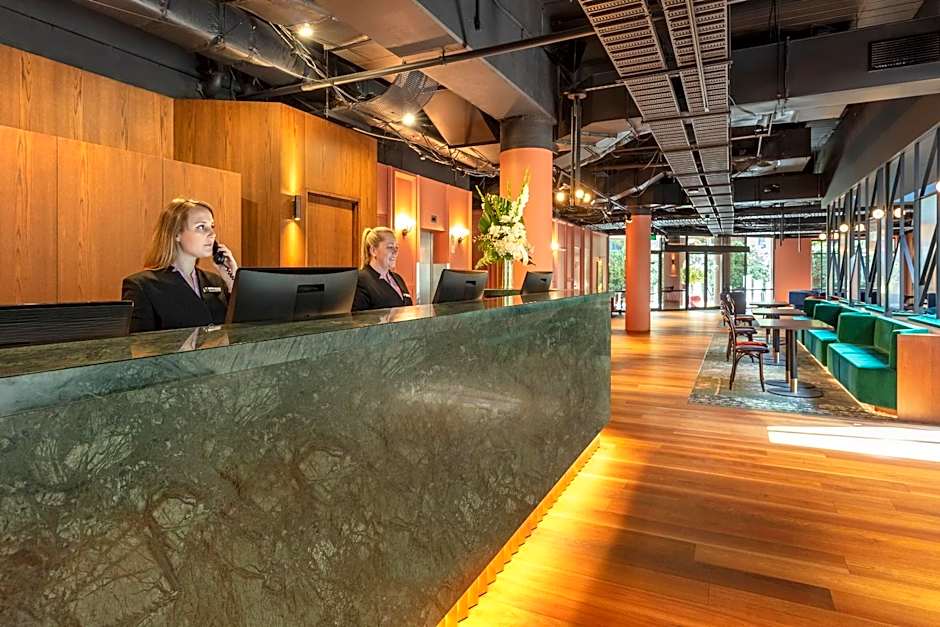 Amora Hotel Riverwalk