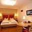 Hotel & Gasthof Lowen
