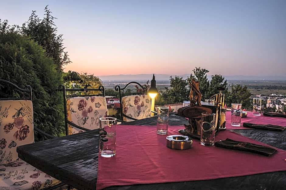 Chiflika Family Hotel