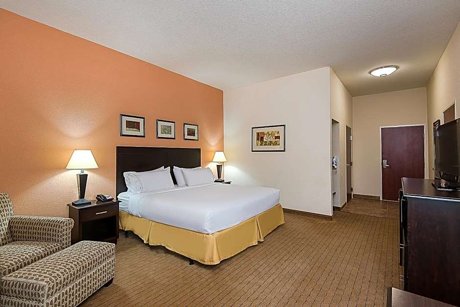 Holiday Inn Express and Suites Lafayette East By IHG