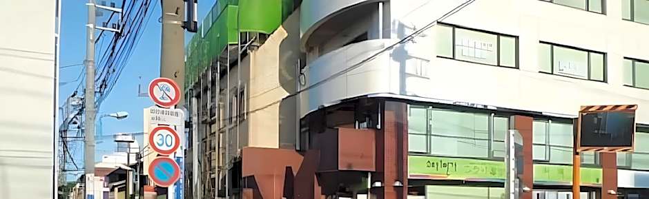 The Shin-Okubo International Hotel