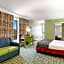 Best Western Plus Holiday Sands Inn & Suites