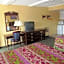 Amherst Inn & Suites